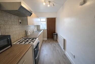 4 bed house, South Grove, Ardwick, Manchester, M130AU - Image 2